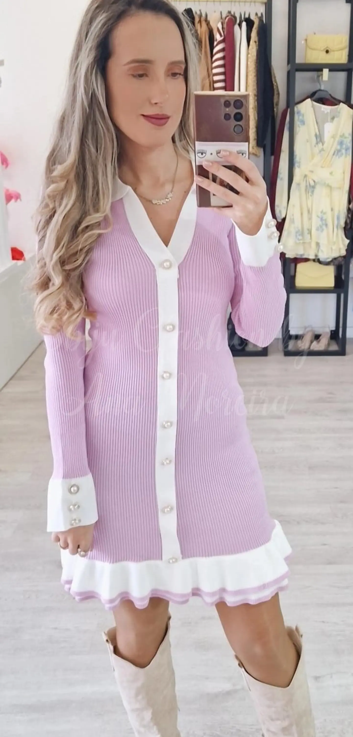 Vestido de Malha com Folho e Botões 9