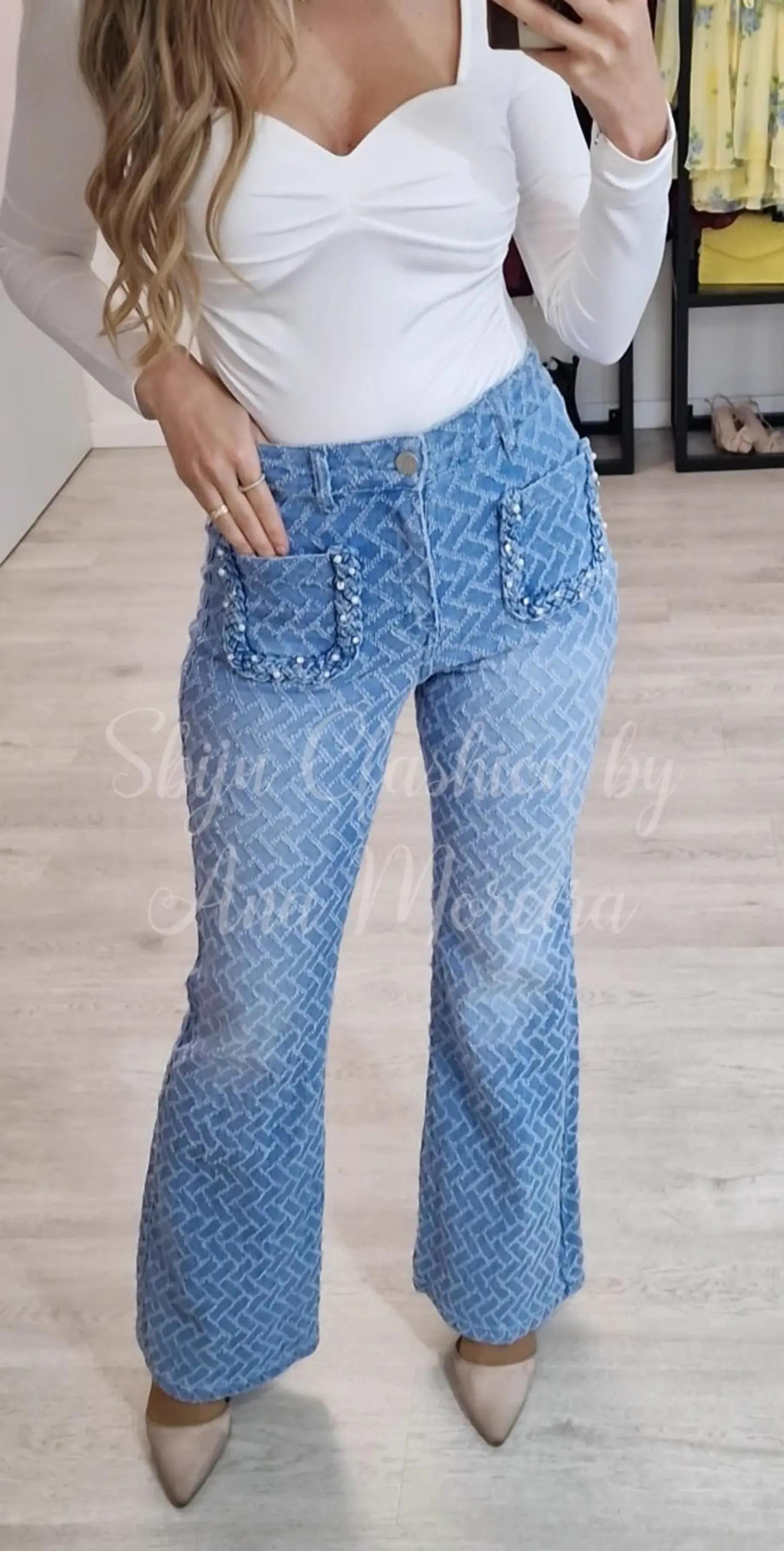 Calça de Ganga Boca de Sino com Detalhes nos Bolsos 6