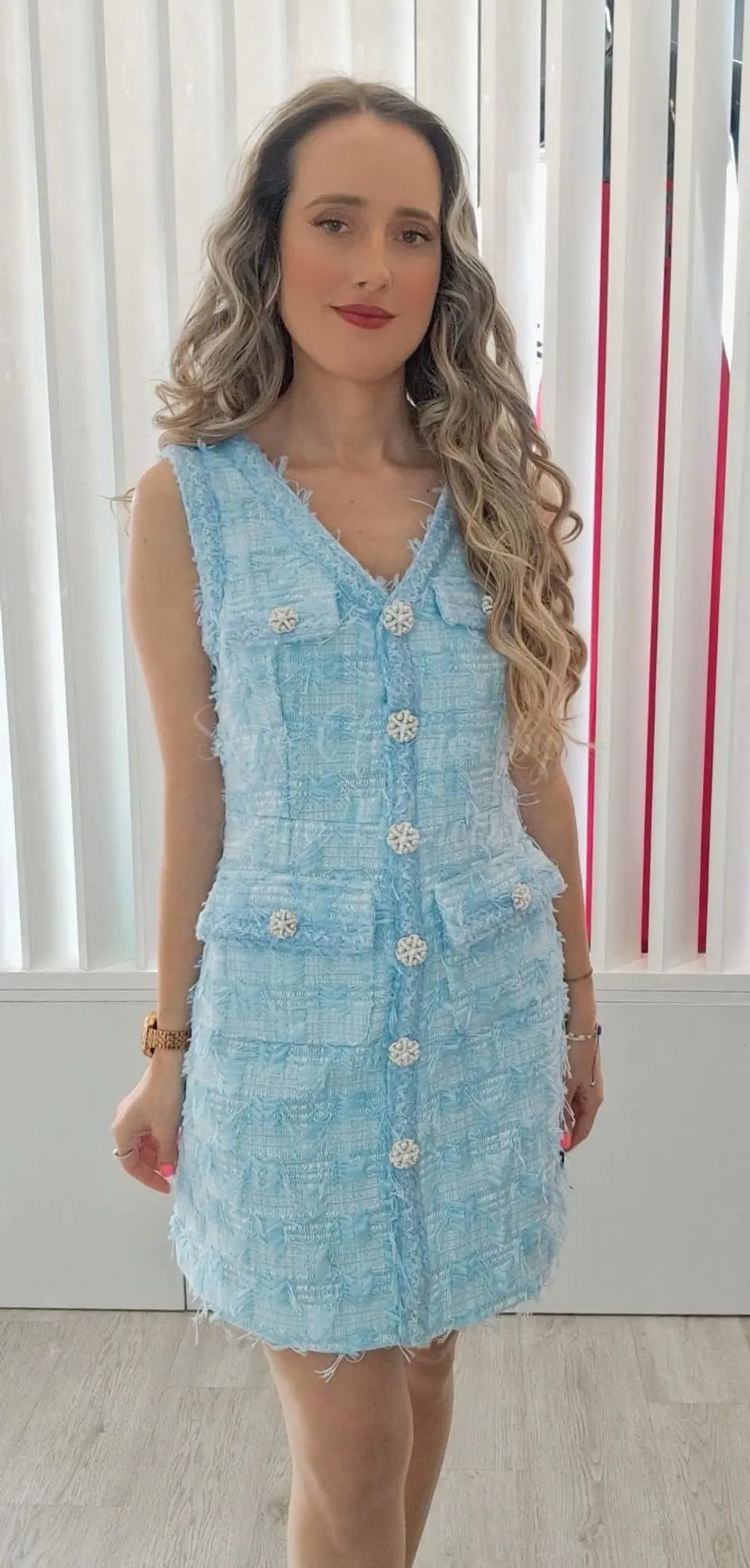 Vestido com Botões com Detalhes em Pérolas 5