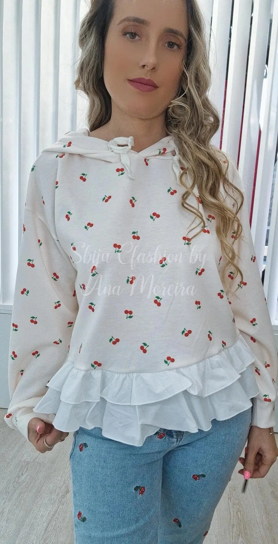 Camisola com Folho e Estampado de Cerejas 10