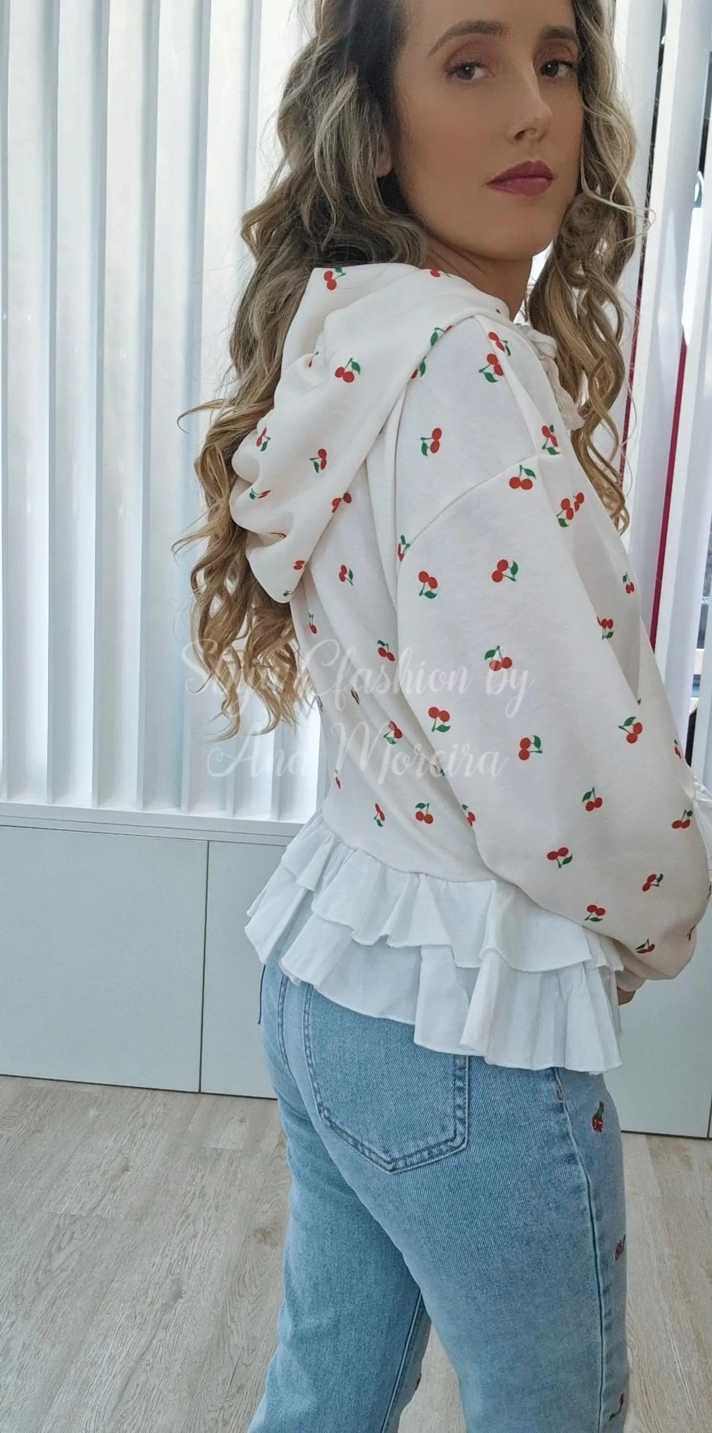 Camisola com Folho e Estampado de Cerejas 9
