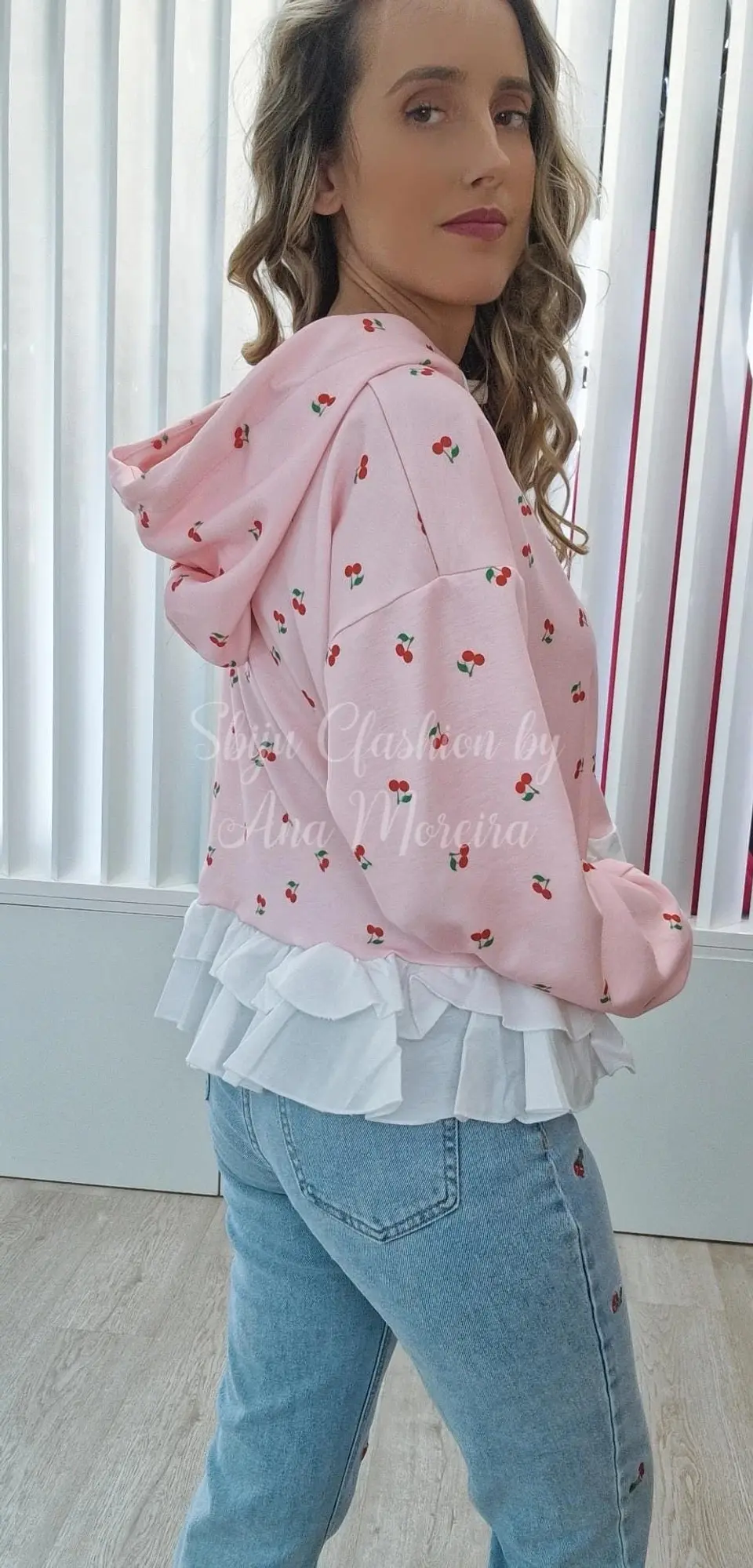 Camisola com Folho e Estampado de Cerejas 2