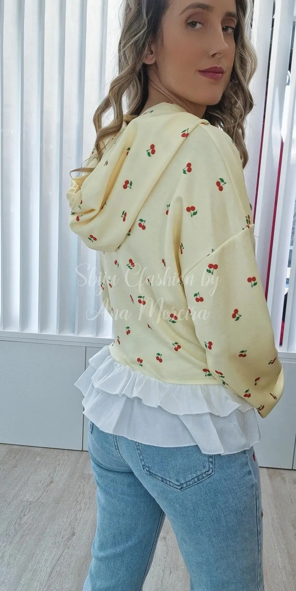 Camisola com Folho e Estampado de Cerejas 4