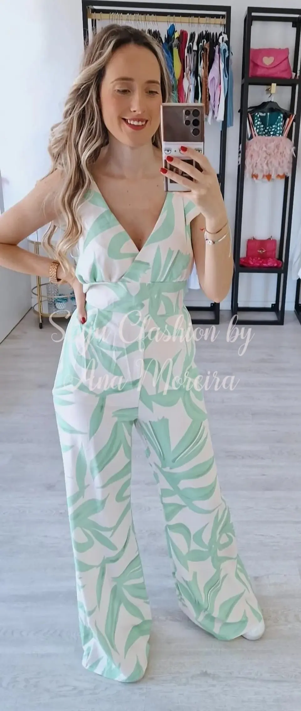 Macacão Estampado com Laços nos Ombros 4