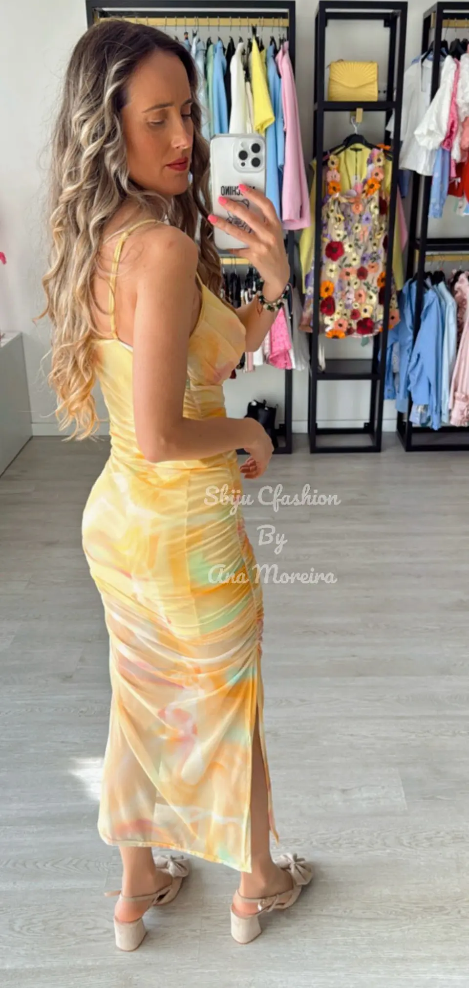 Vestido Midi Estampado com Detalhe de Racha  4