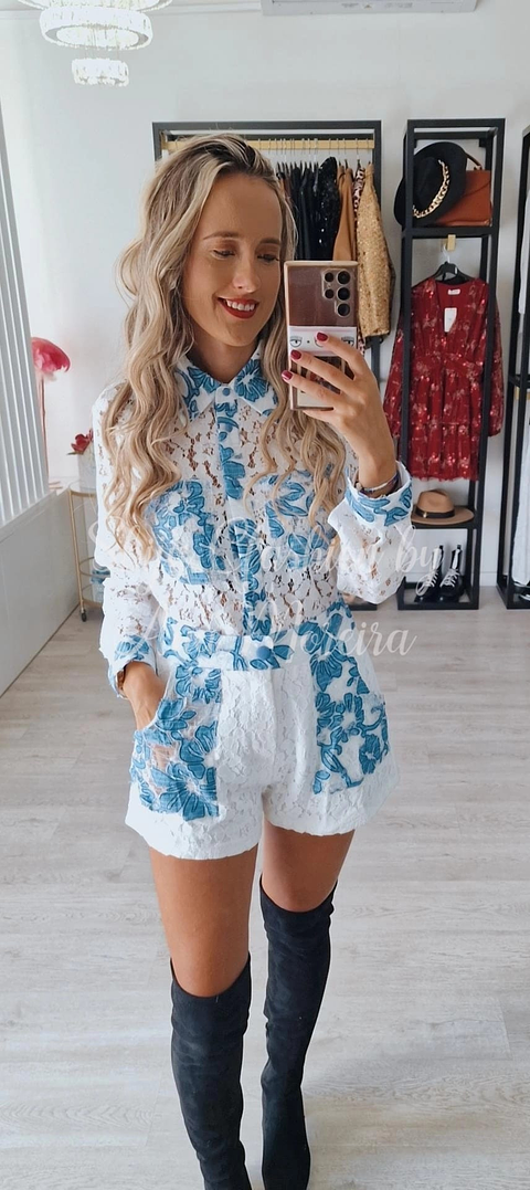 Conjunto em Renda com Estampado Azul