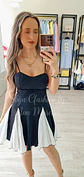 Vestido Preto com Aberturas em Branco - Vorschaubild 4