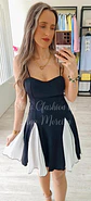 Vestido Preto com Aberturas em Branco - Vorschaubild 3