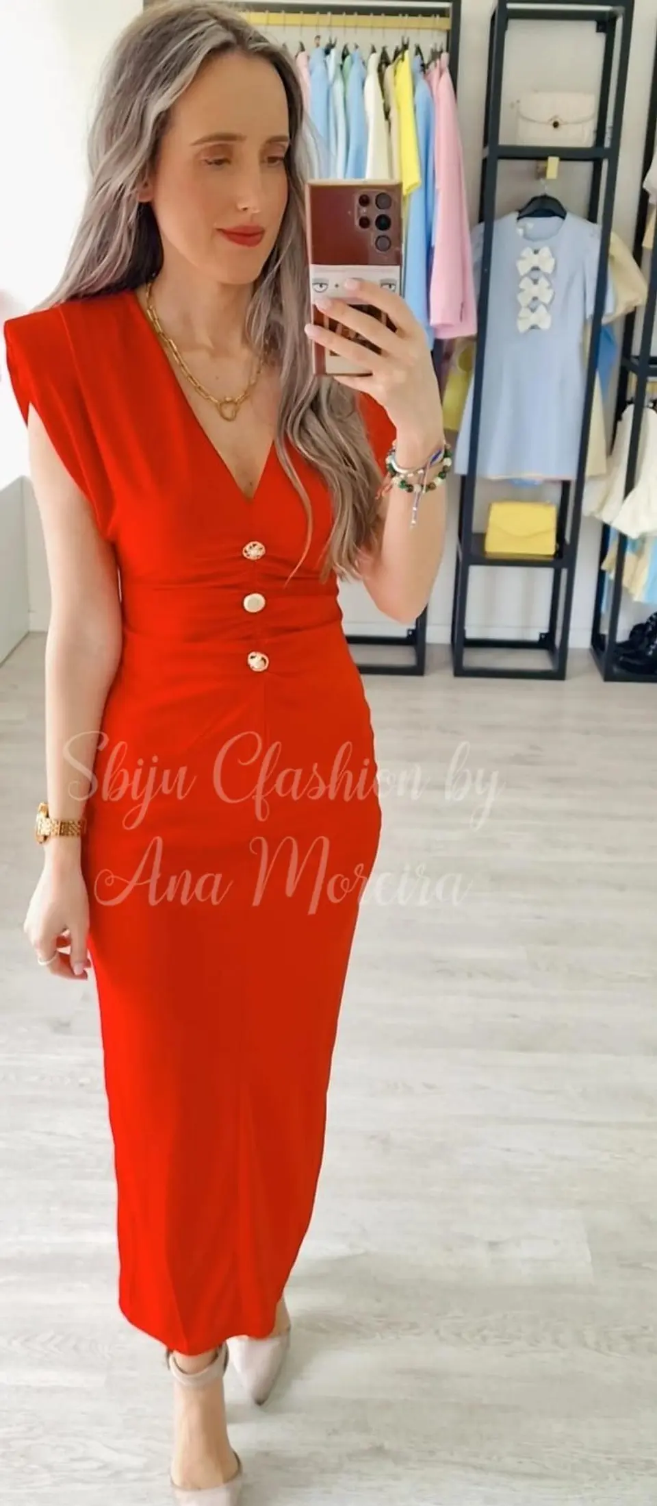 Vestido Midi com Ombreiras  1