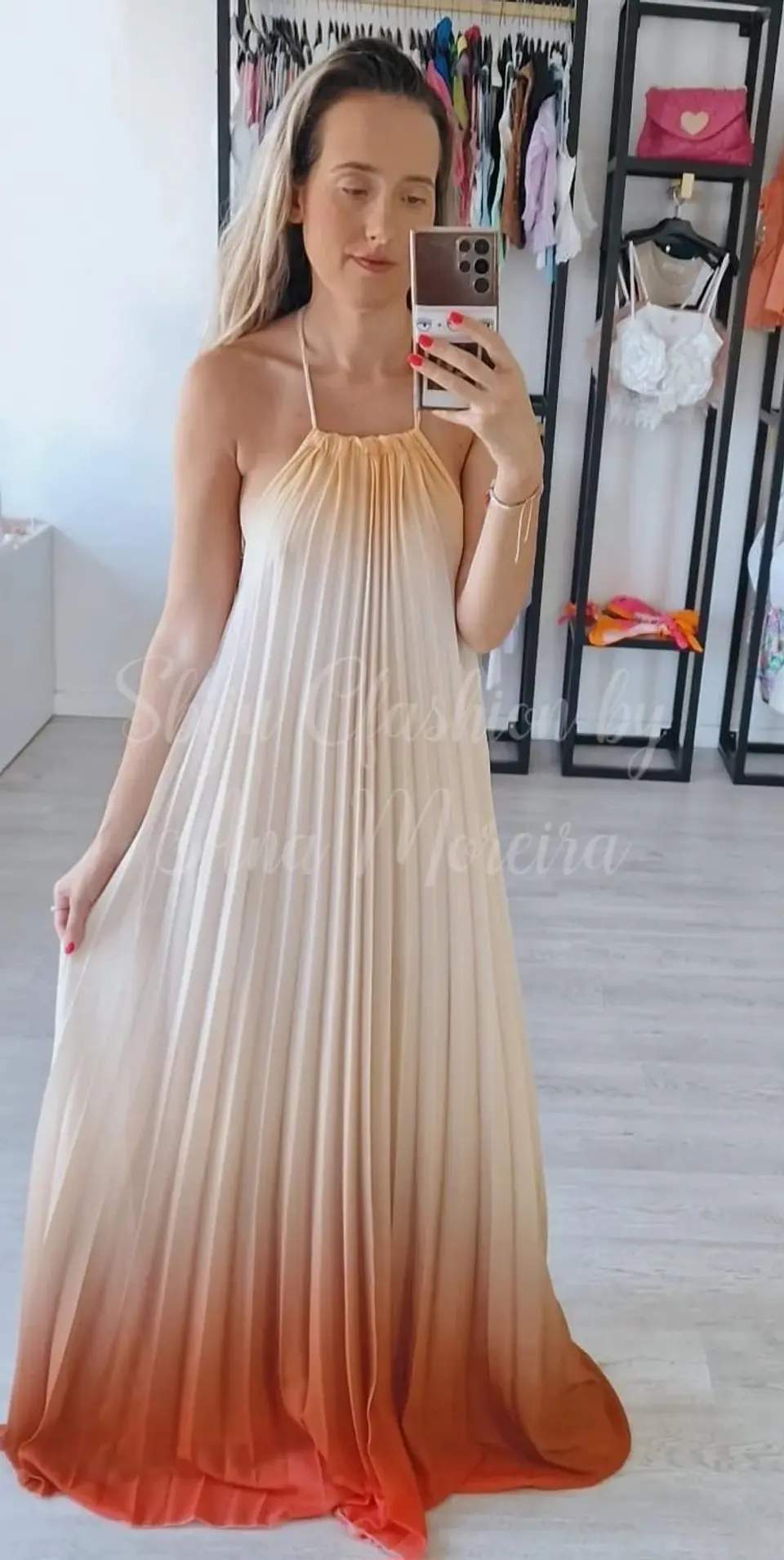 Vestido Plissado Sem Costas 4