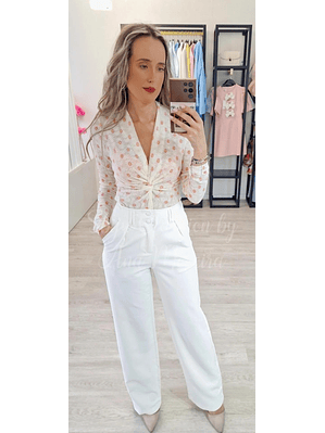 Body com Flores e Detalhe Nó no Decote