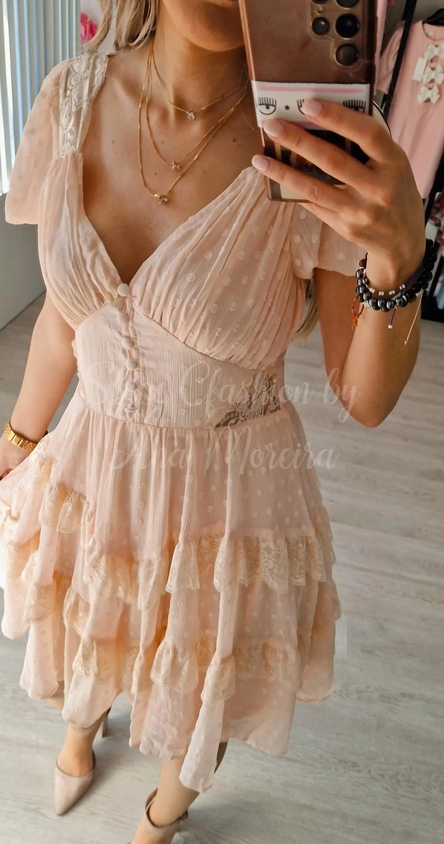 Vestido Lily McBee com Folhos 3