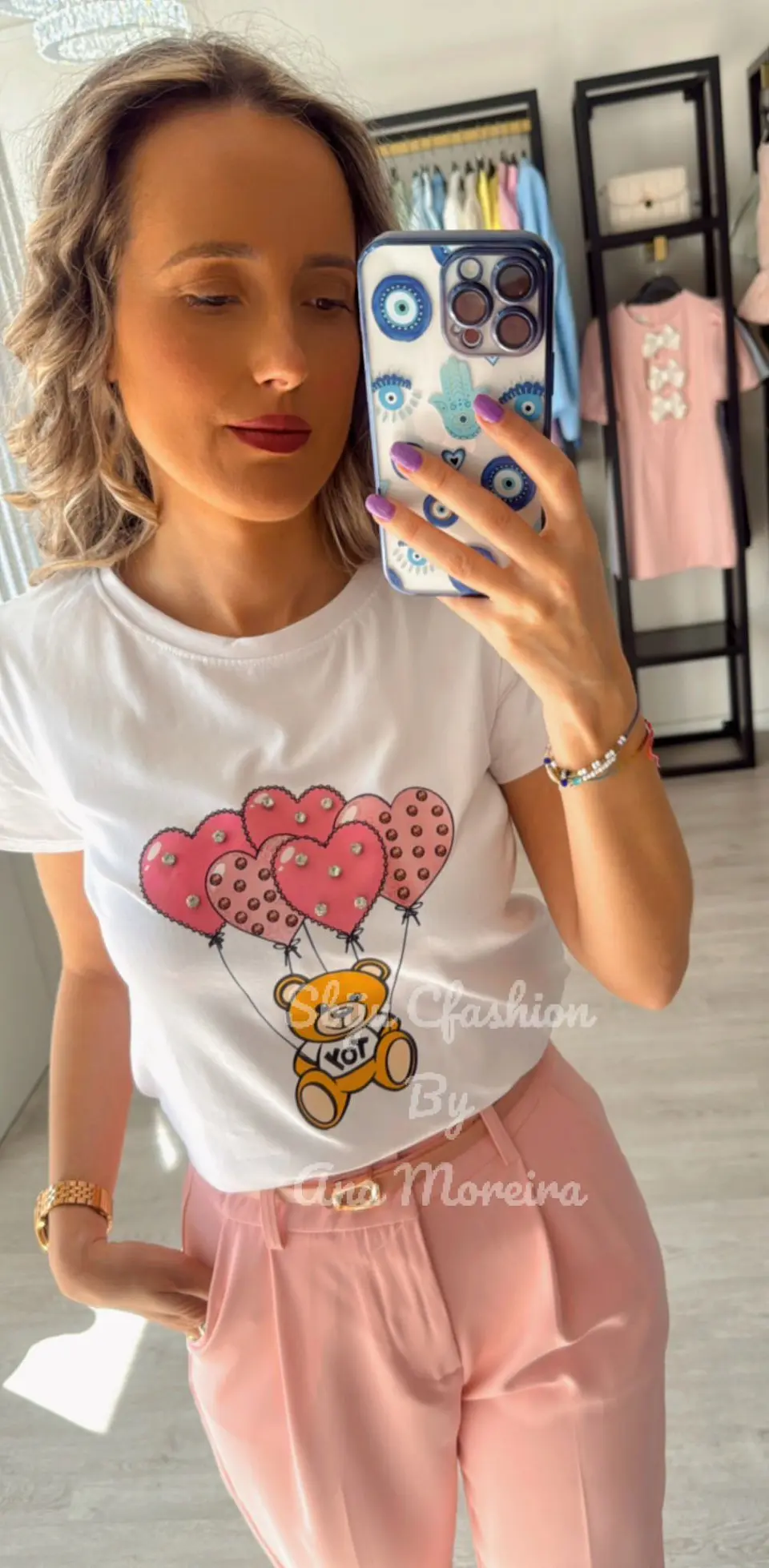 T-shirt “Urso com Balões em Forma de Coração”  3