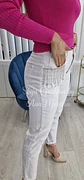 Calça com Detalhe de Brilhantes nos Bolsos  - Thumbnail 3