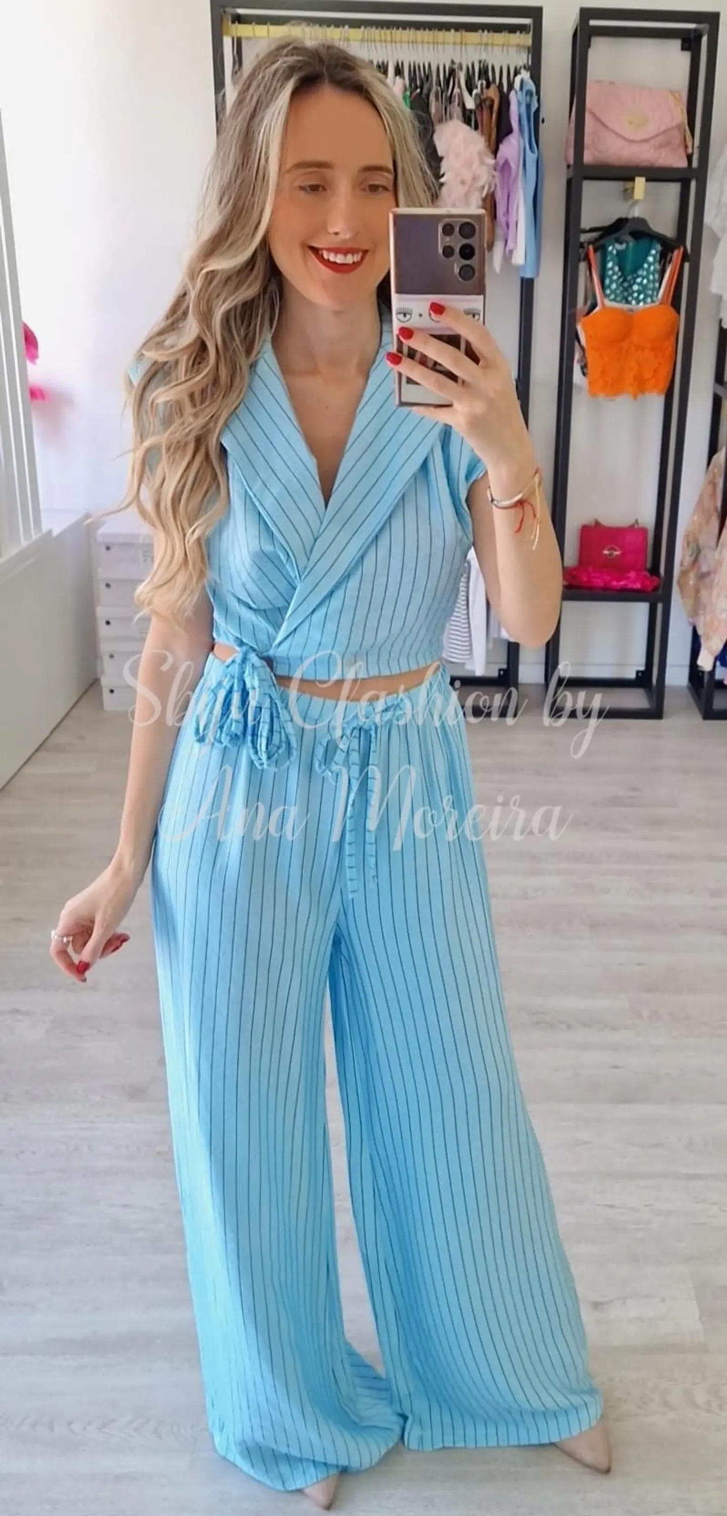 Conjunto Colete e Calça com Riscas - Tamanho Único 3