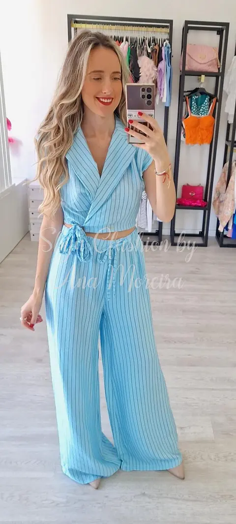 Conjunto Colete e Calça com Riscas - Tamanho Único