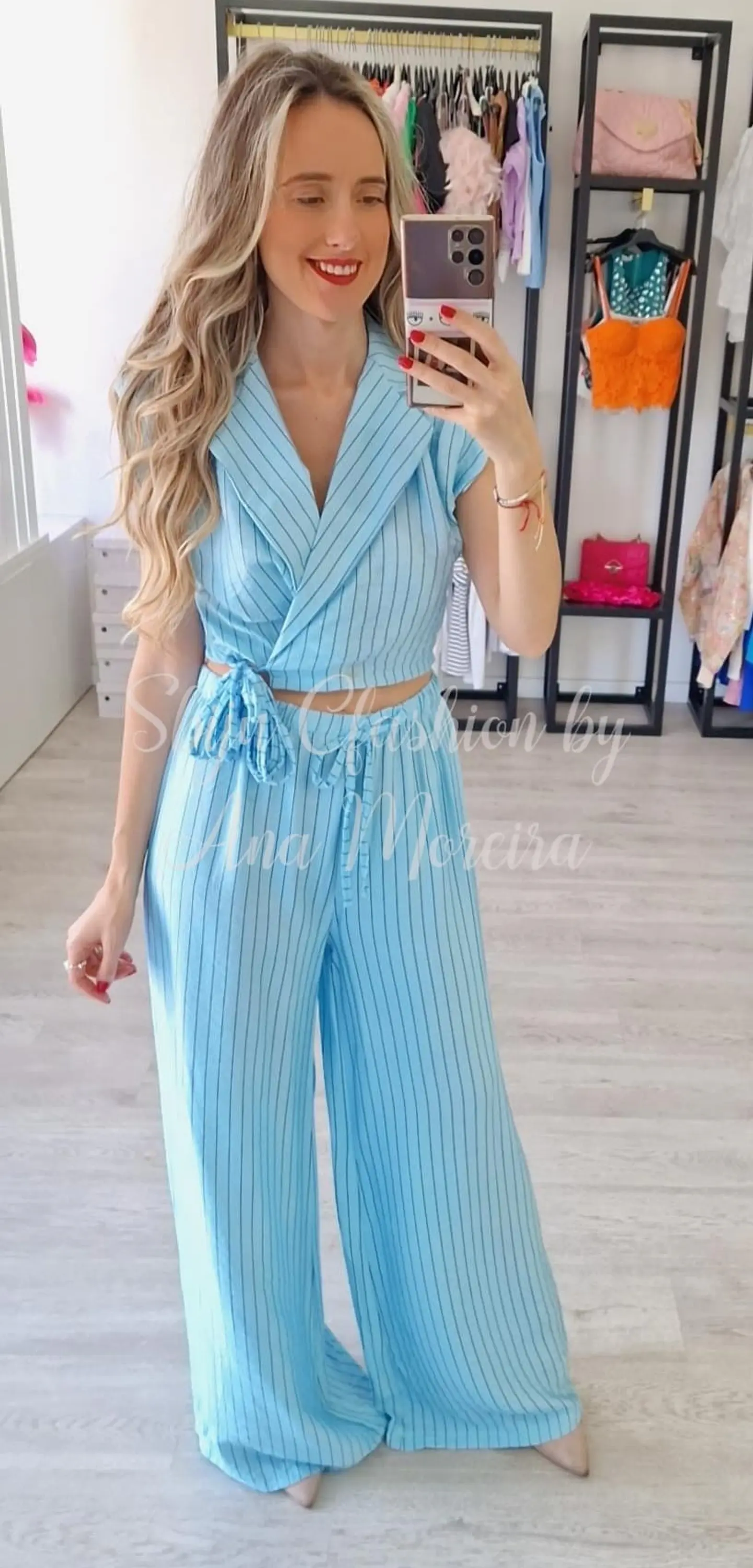 Conjunto Colete e Calça com Riscas - Tamanho Único 1