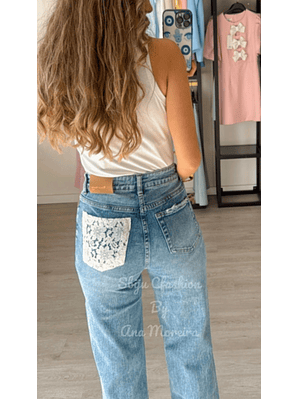 Calça de Ganga Queen Hearts com Detalhe em Renda