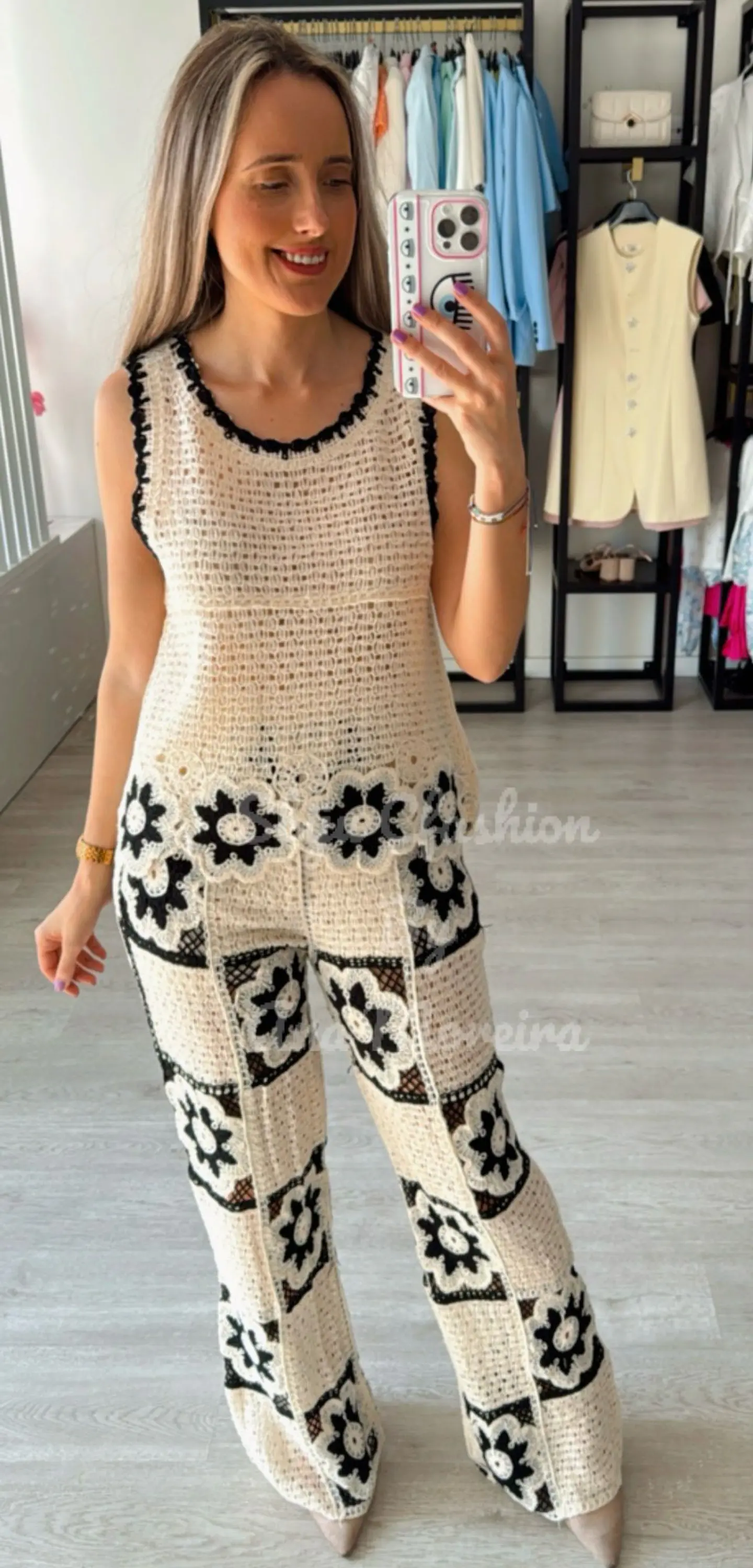 Conjunto em Croché com Detalhe de Flores 1