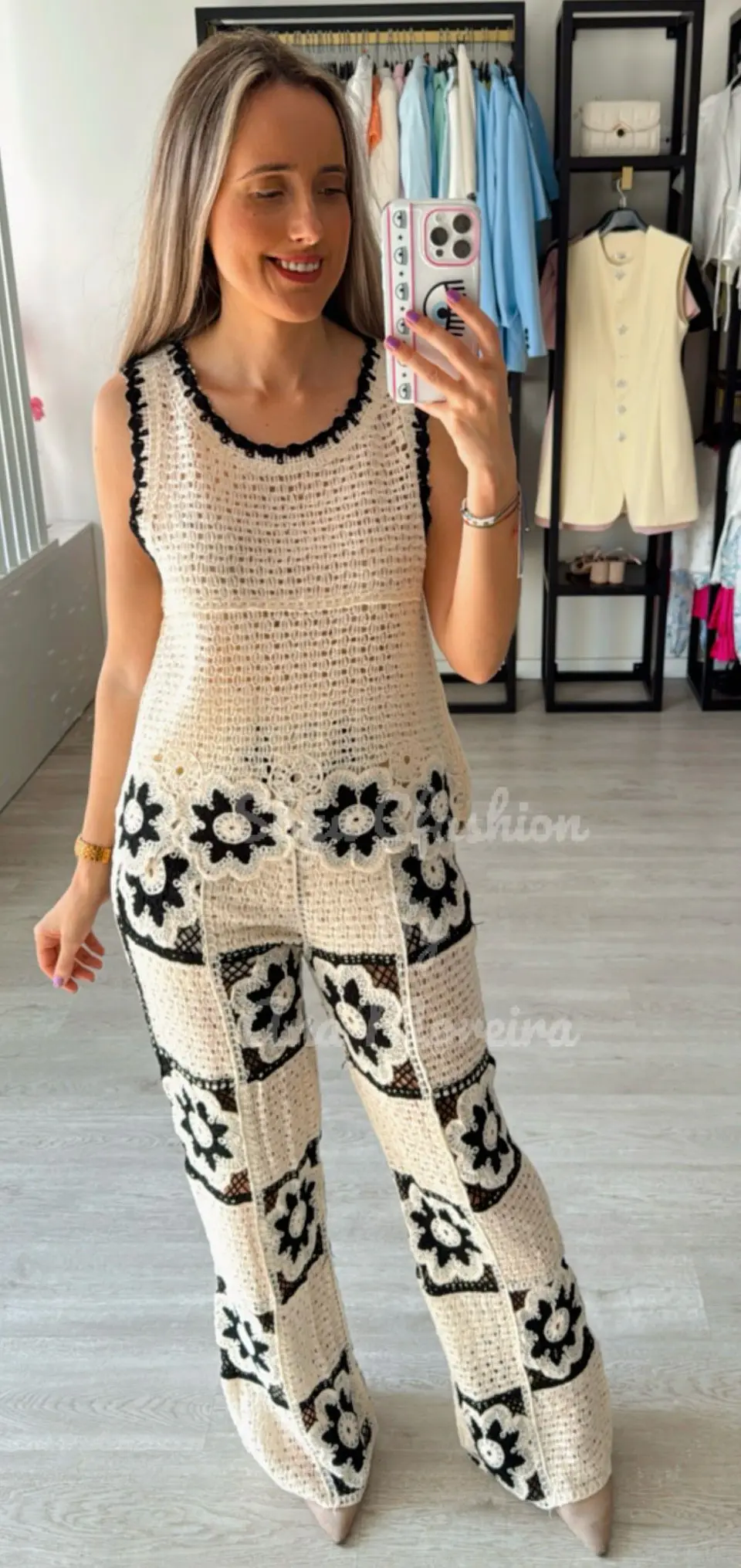 Conjunto em Croché com Detalhe de Flores 1
