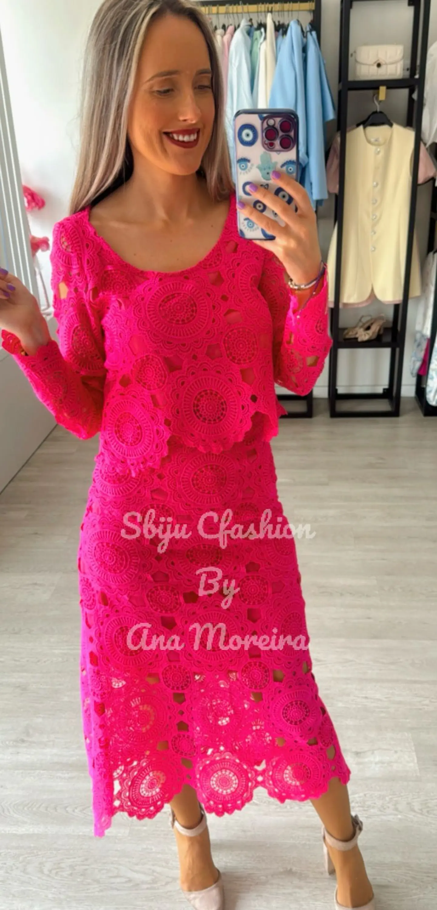Conjunto de saia e blusa em renda 4