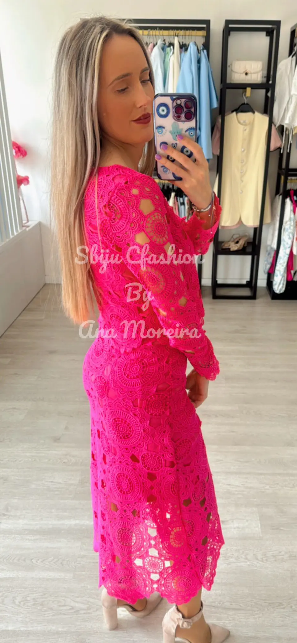 Conjunto de saia e blusa em renda 7