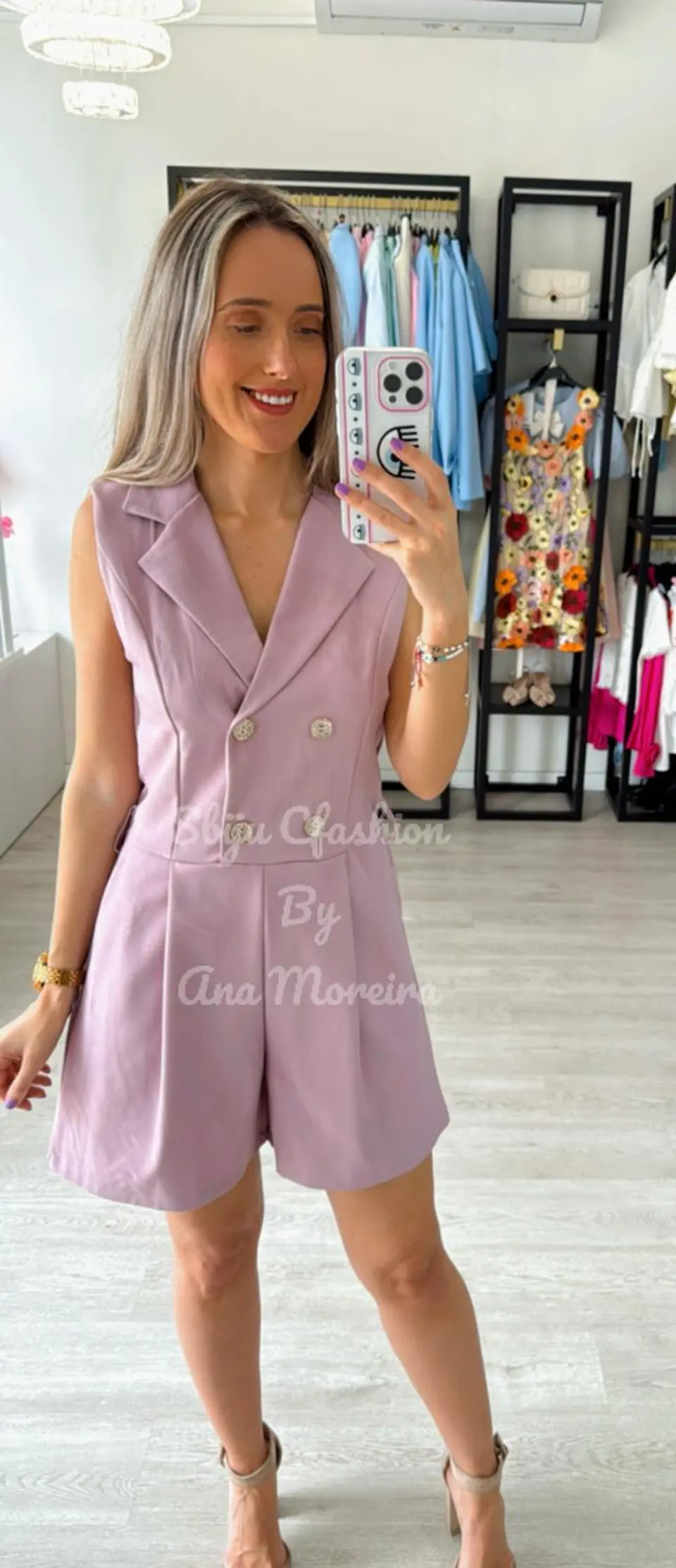 Macacão Calção em Tecido com Cinto 10