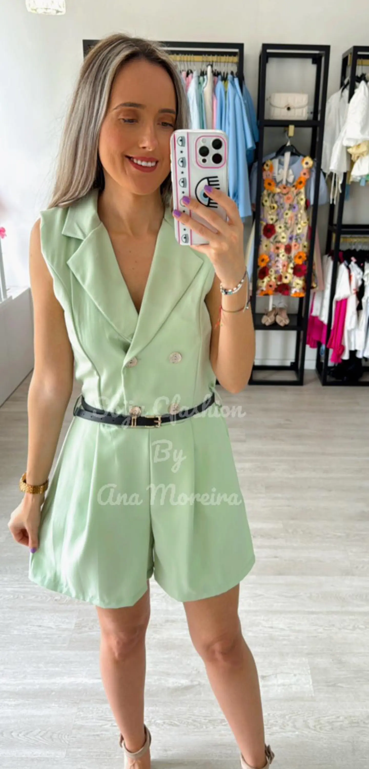 Macacão Calção em Tecido com Cinto 2