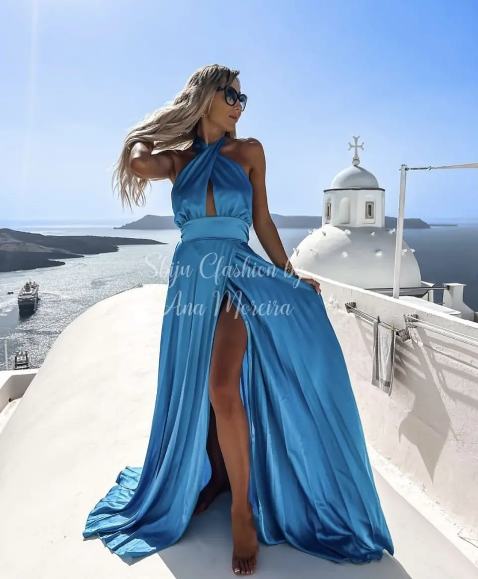 Vestido Acetinado com Racha 1