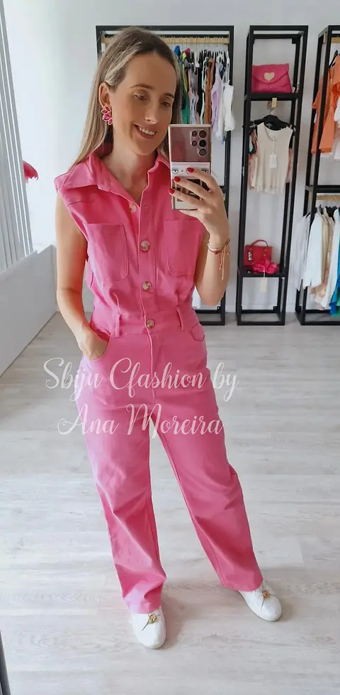 Macacão rosa de ganga