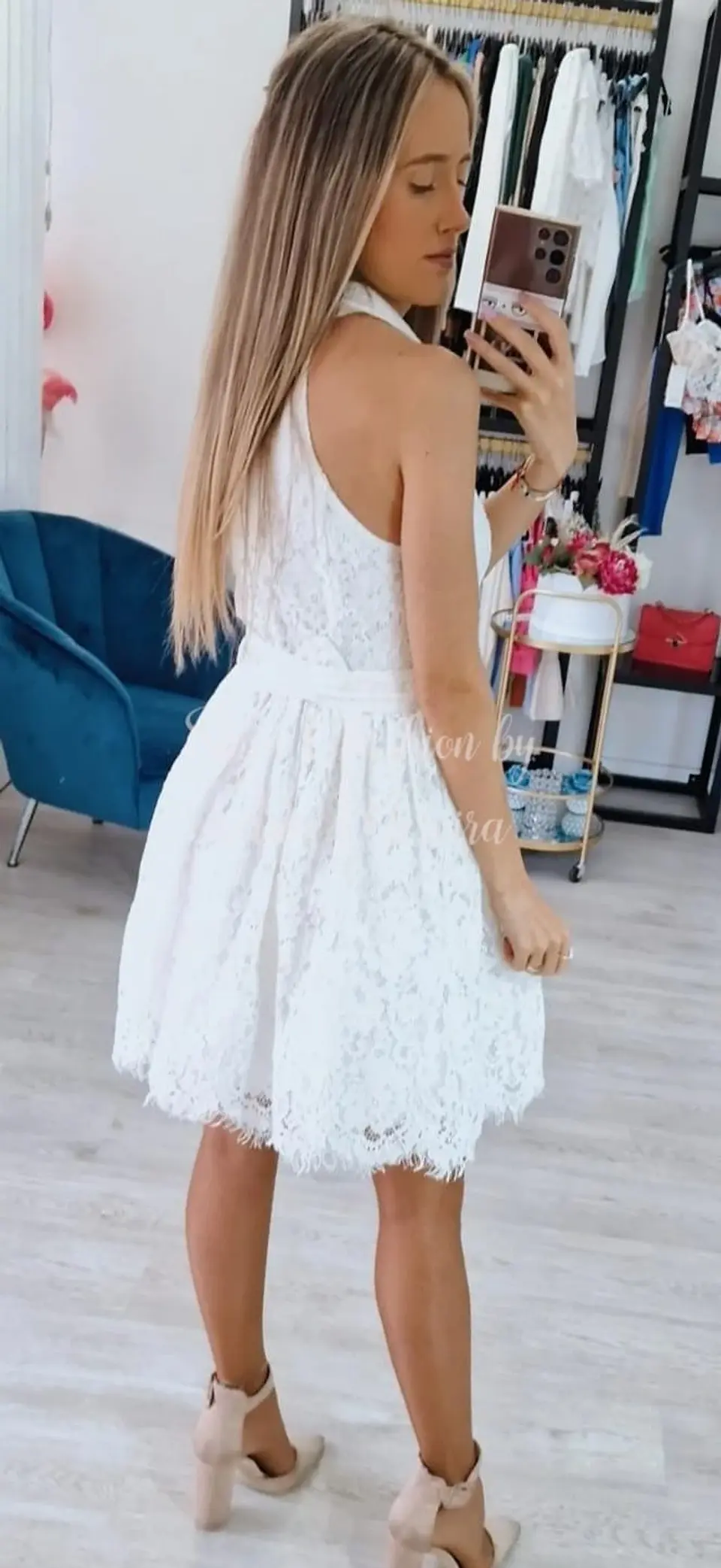 Vestido em renda com cinto 2