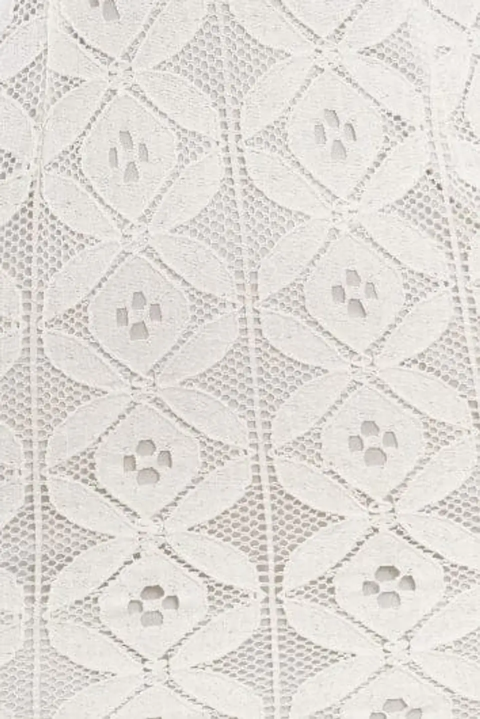 Vestido em renda Lily McBee 15