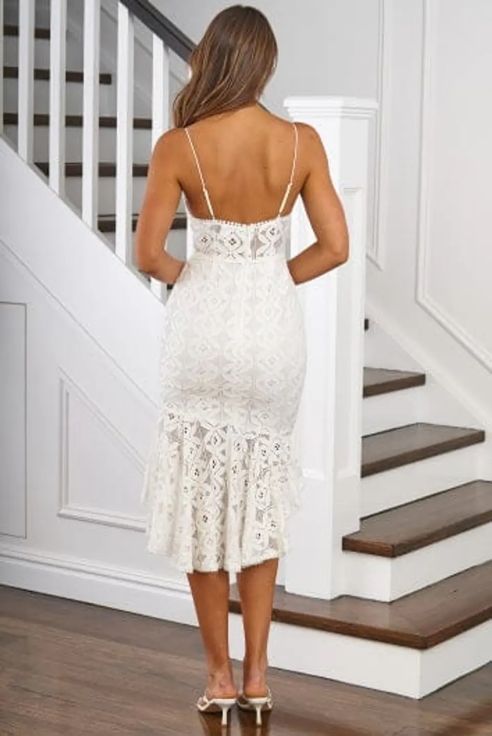Vestido em renda Lily McBee 8