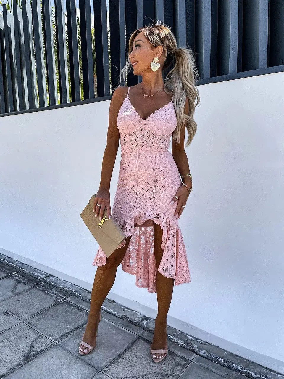 Vestido em renda Lily McBee 4