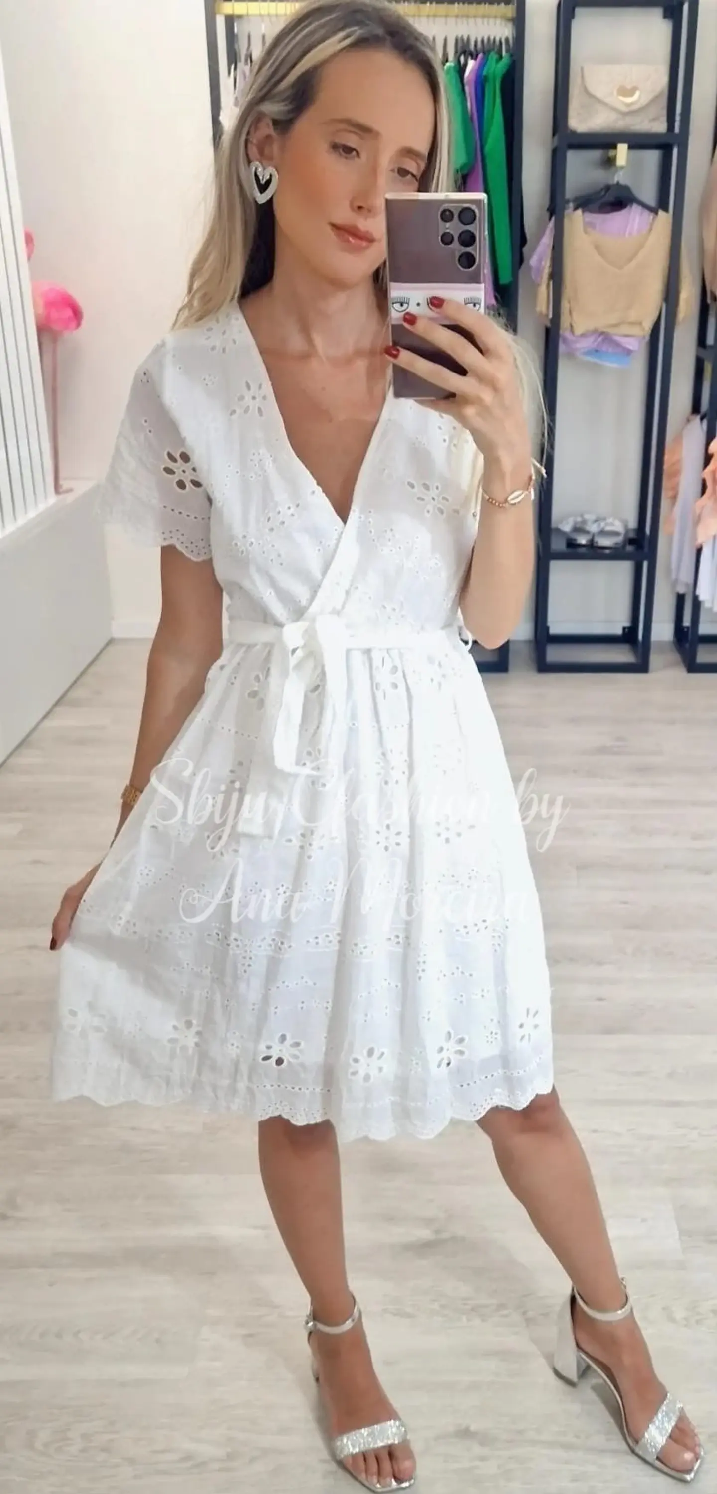 Vestido em bordado inglês 1