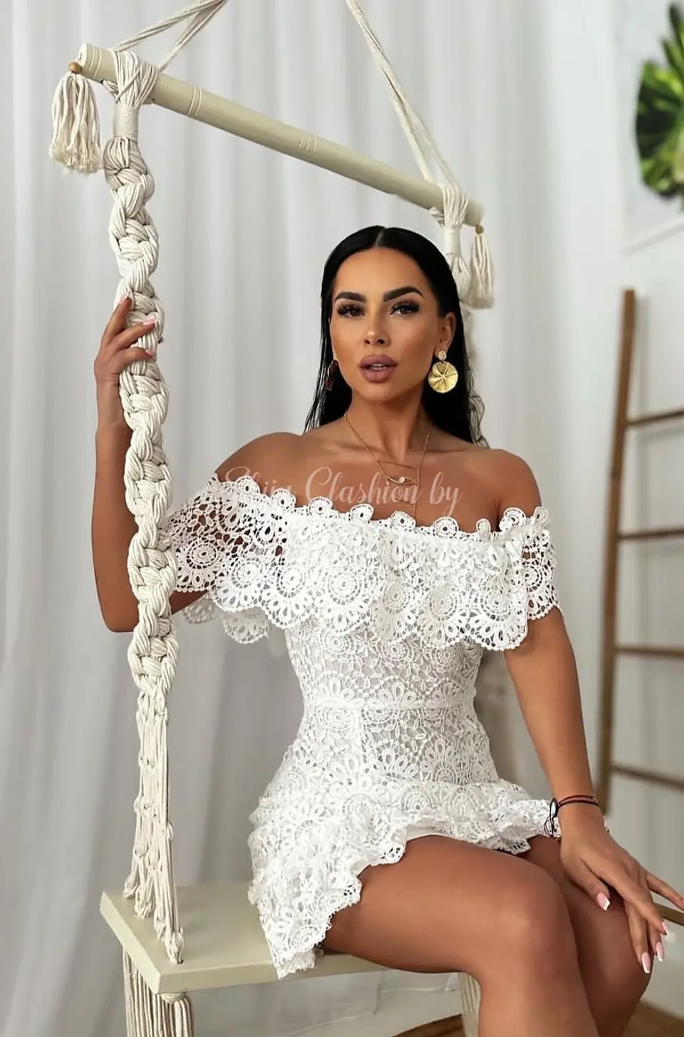 Vestido Forrado em Renda  3