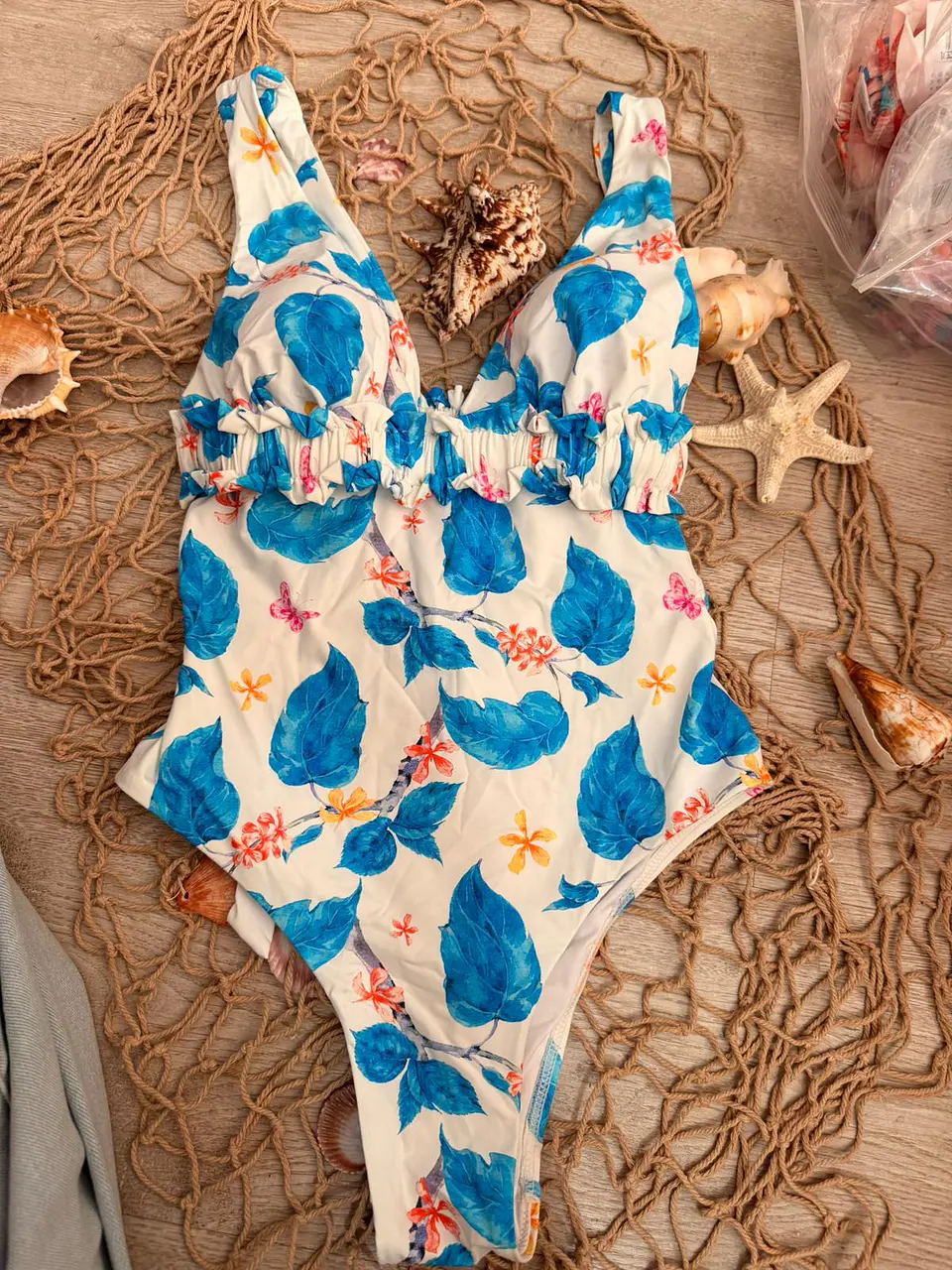 Fato de Banho Estampado Azul com Copa 8