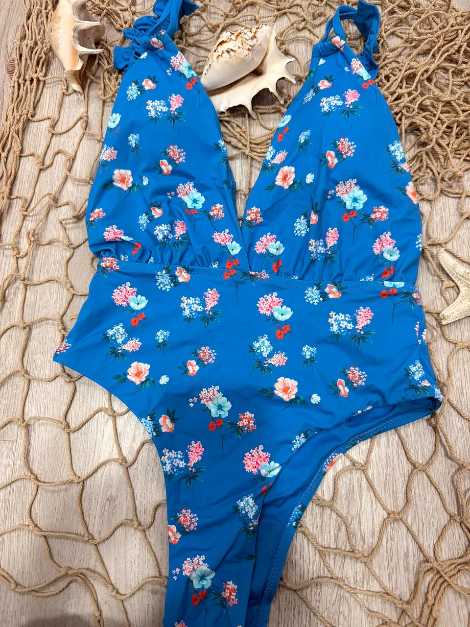 Fato de Banho Estampado com Copa e Decote em V 5
