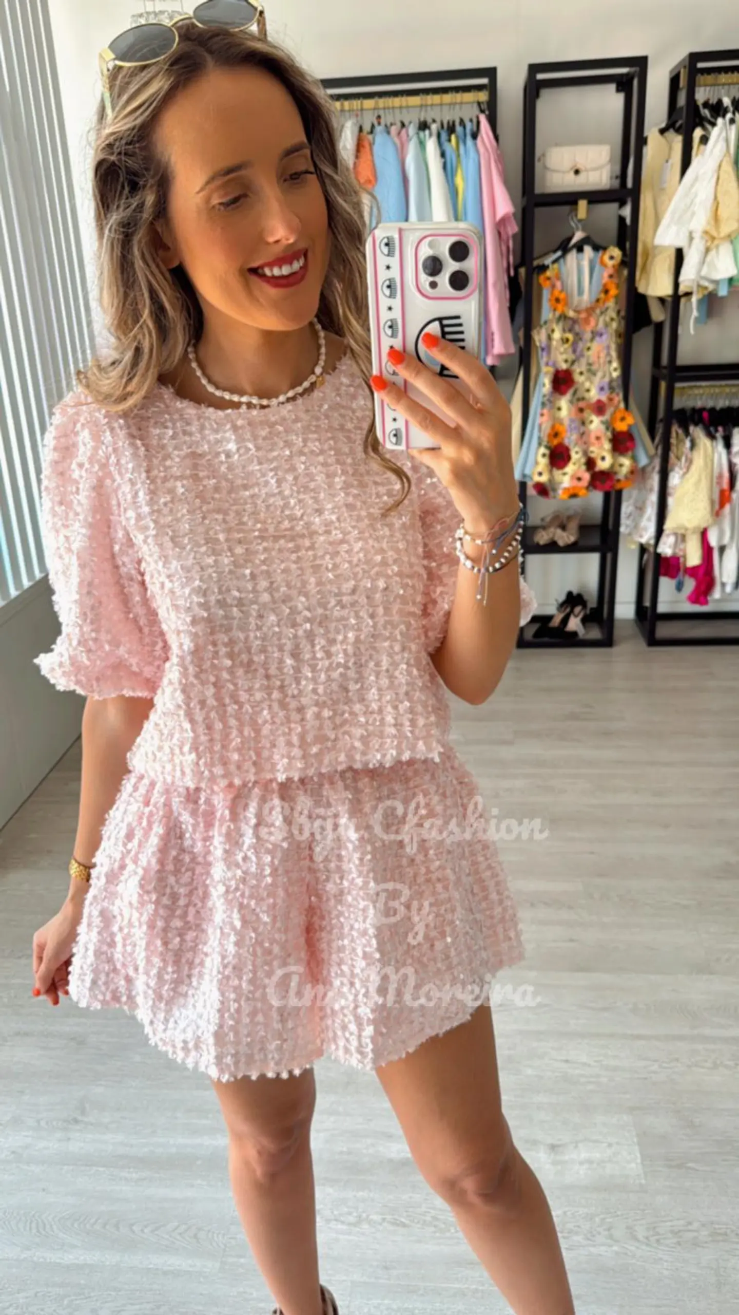 Conjunto Blusa mais Calção com Textura e Brilho 6