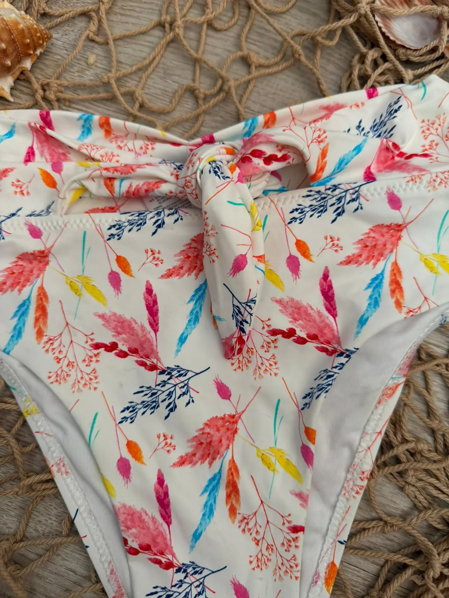 Cuecas de biquíni alta estampada com efeito redutor 6