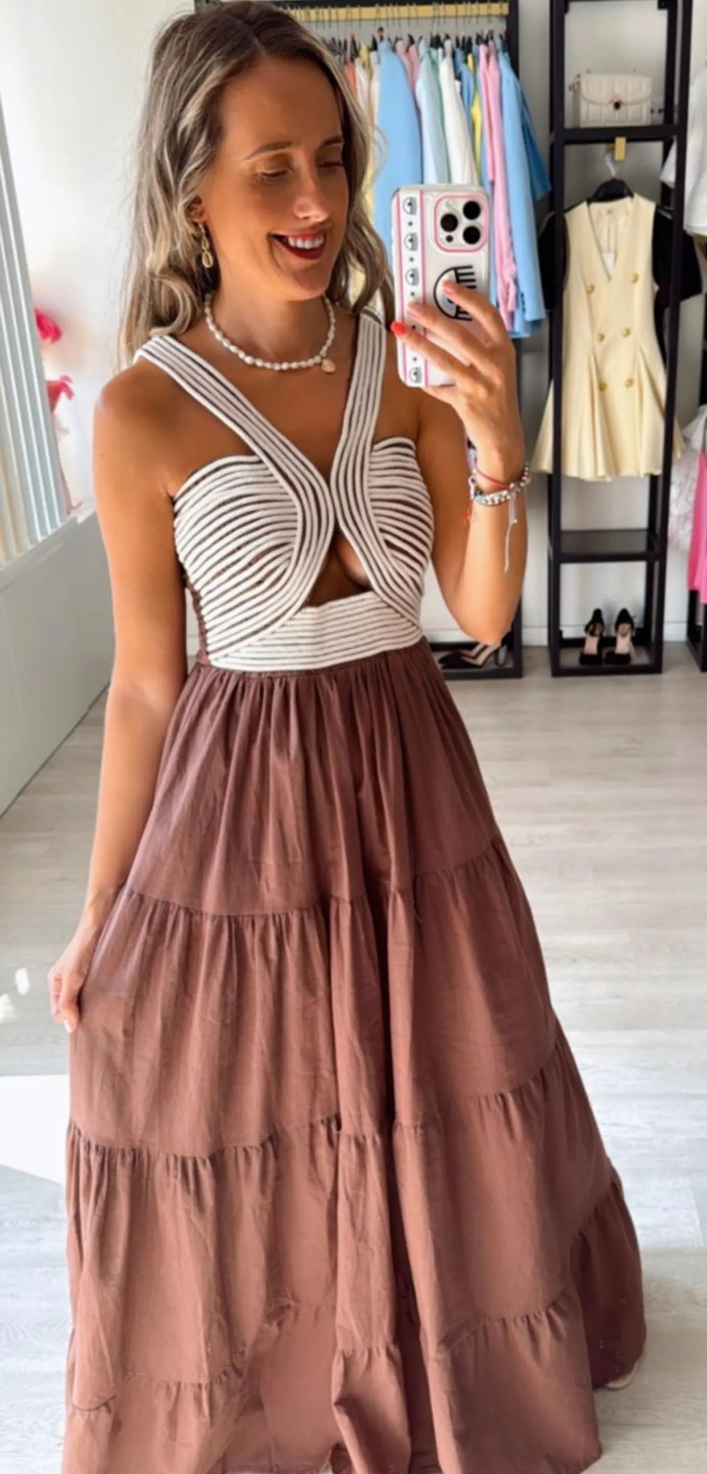 Vestido em linho com corpete em corda 10