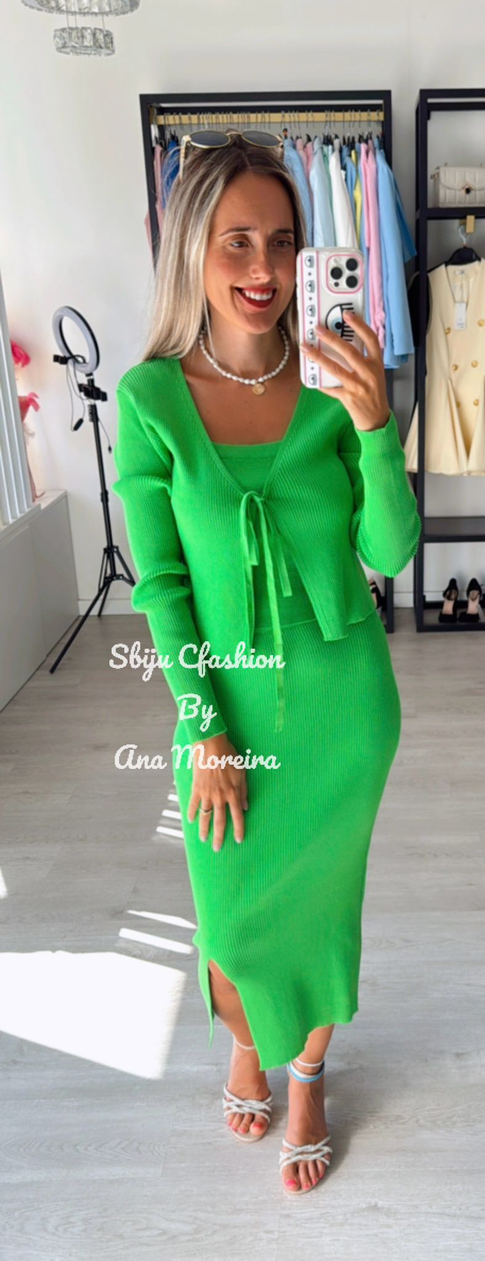 Conjunto de 3 Peças em Malha – Saia Midi, Top e Casaco 11