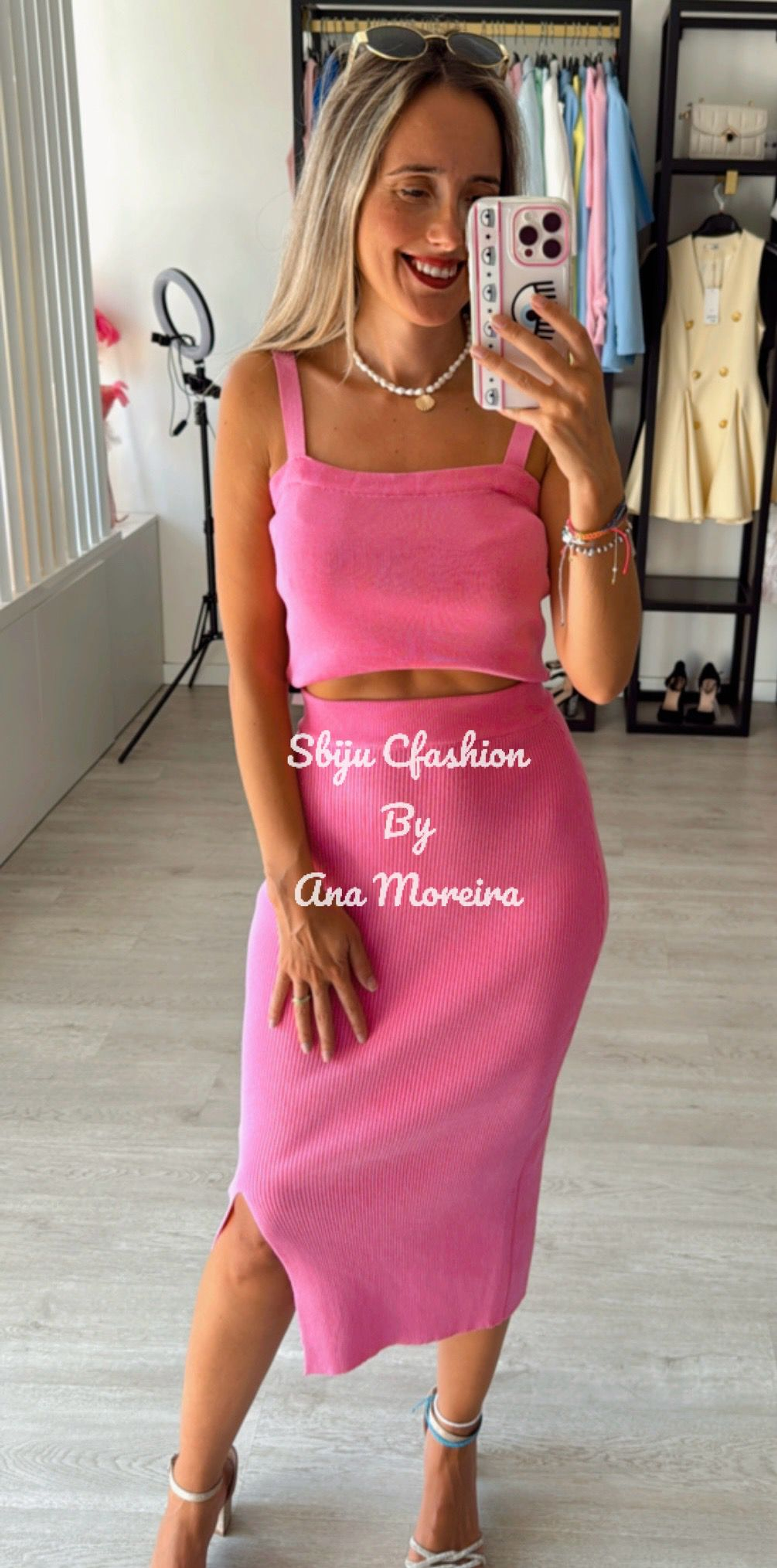 Conjunto de 3 Peças em Malha – Saia Midi, Top e Casaco 2