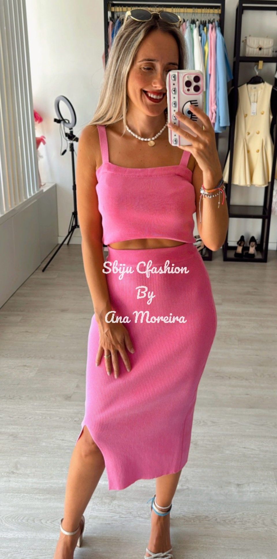 Conjunto de 3 Peças em Malha – Saia Midi, Top e Casaco 2