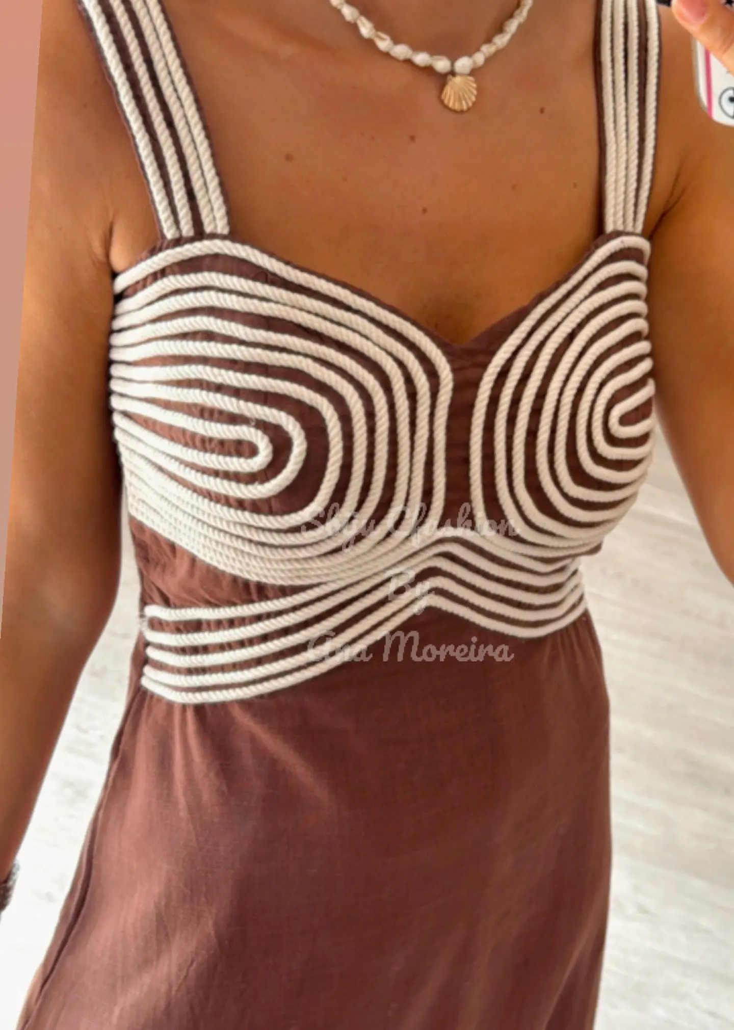 Vestido em linho com detalhes em corda 6