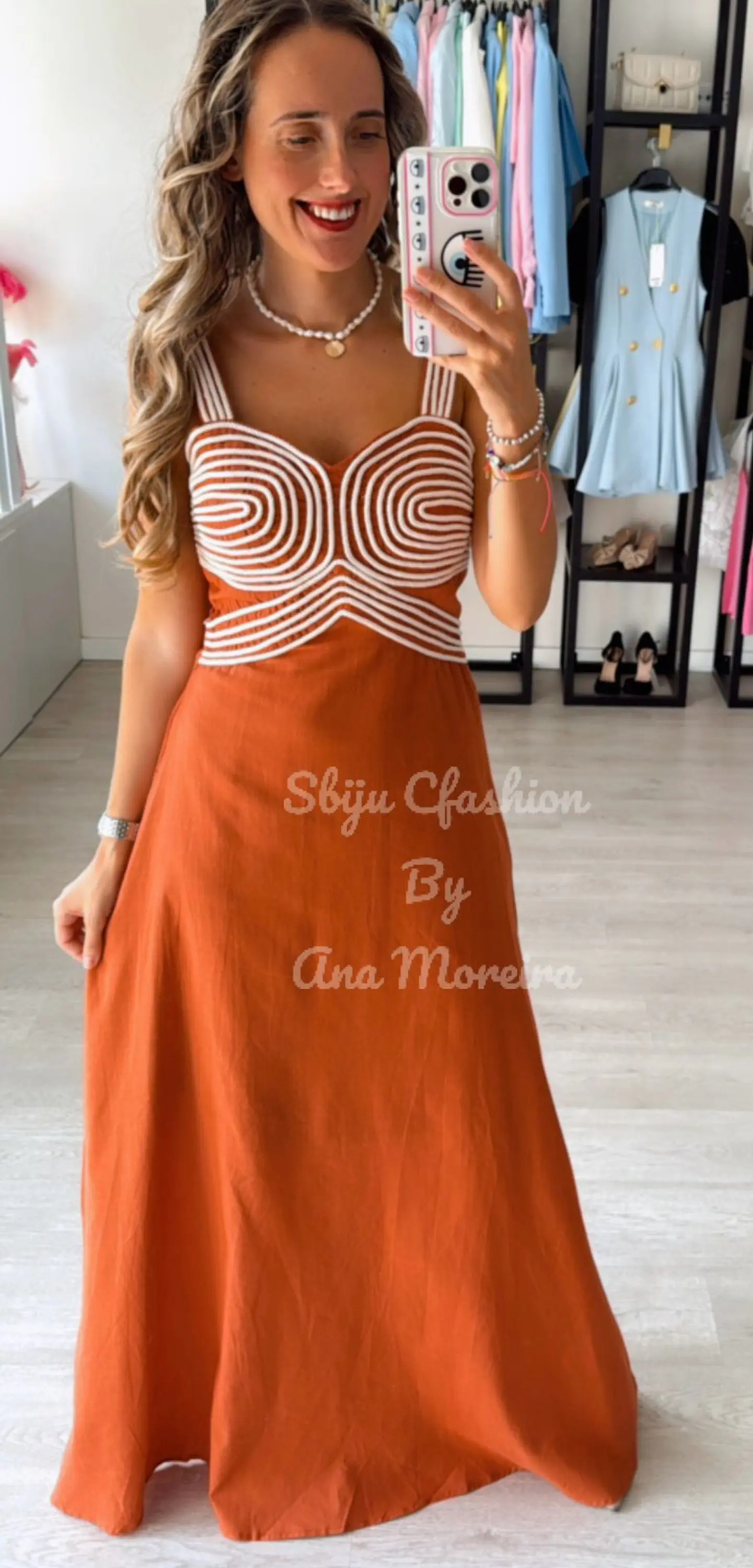 Vestido em linho com detalhes em corda 14