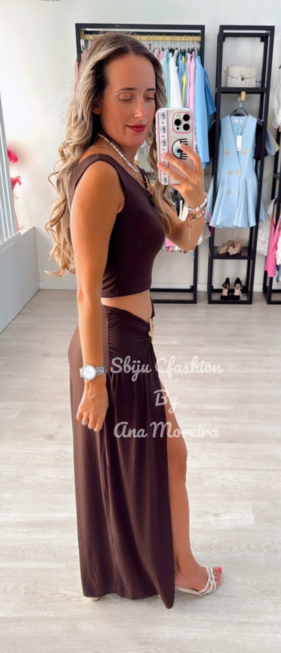 Conjunto top e saia com detalhe de estrelas douradas 8