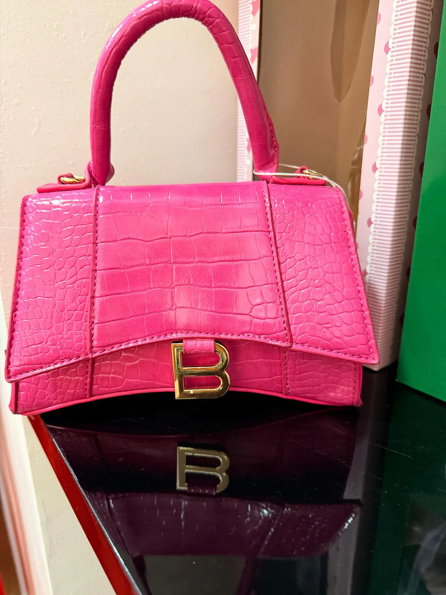 Mala Rosa com Detalhe “B” 4