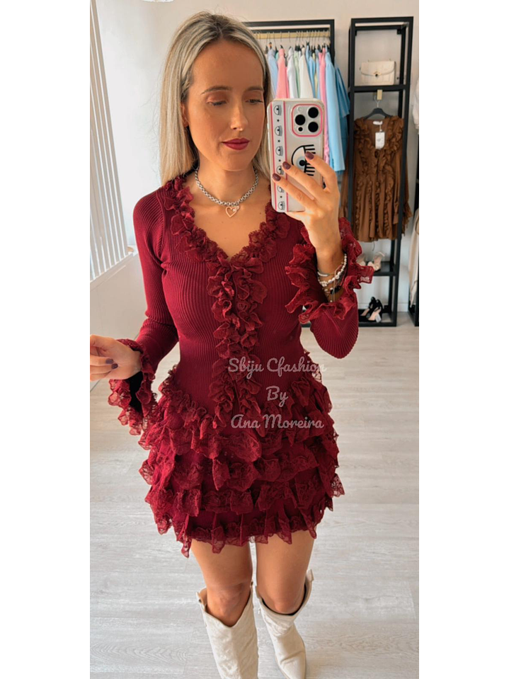 Conjunto de Saia e Casaco com Folhos em Renda 11