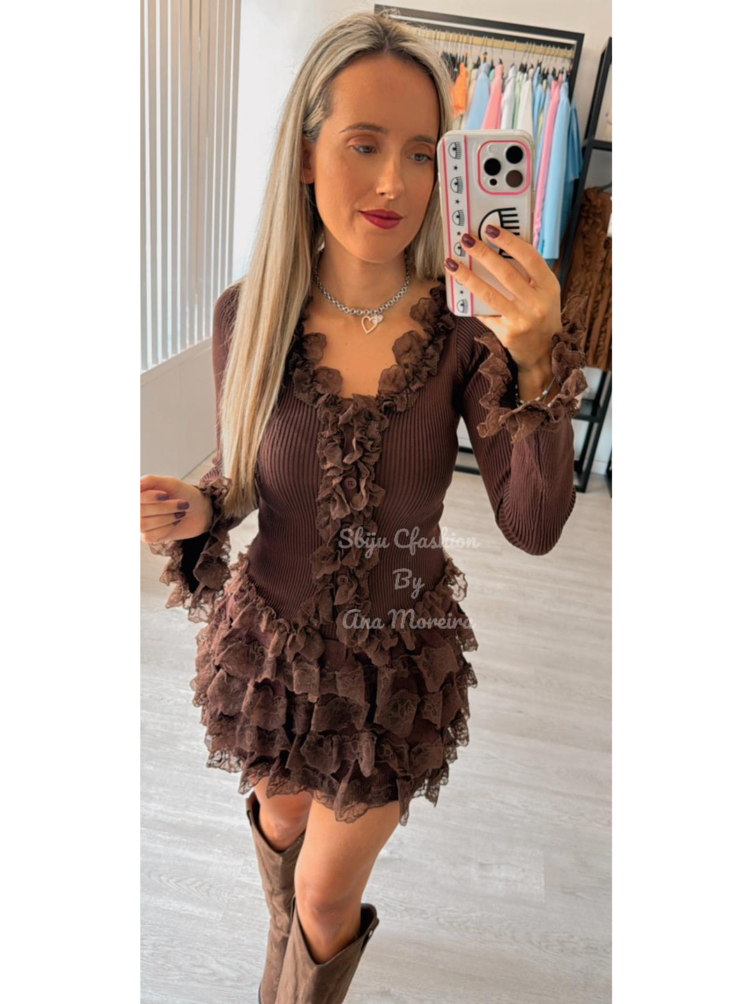 Conjunto de Saia e Casaco com Folhos em Renda 7